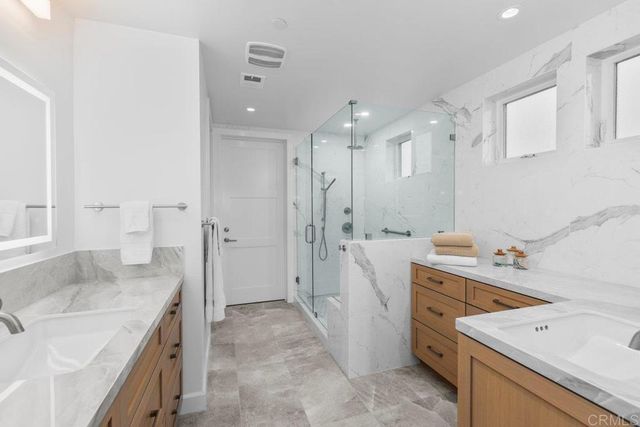 2383 Ocean Street, Carlsbad, CA 92008