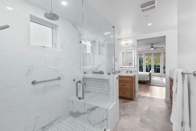 2383 Ocean Street, Carlsbad, CA 92008