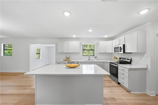 2960 Newman Road, Mobile, AL 36695
