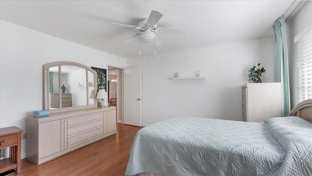 1110 BREEZEMONT DRIVE 1, Sarasota, FL 34232