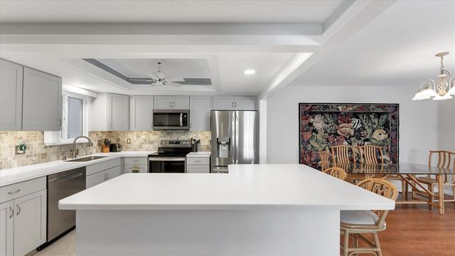 1110 BREEZEMONT DRIVE 1, Sarasota, FL 34232