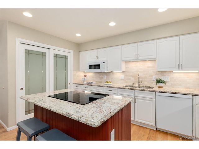 9476 Southern Hills Cir, Lone Tree, CO 80124
