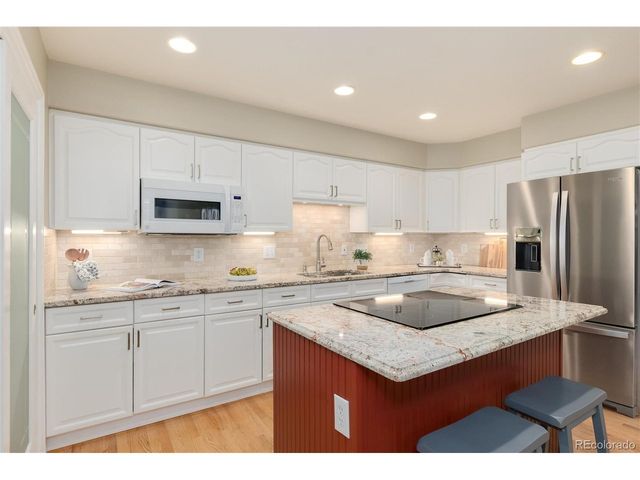 9476 Southern Hills Cir, Lone Tree, CO 80124