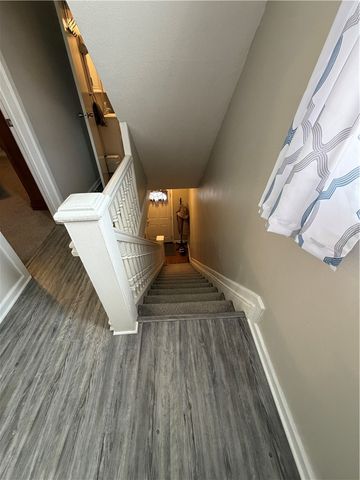 250 Kennedy Ave, East Vandergrift, PA 15642