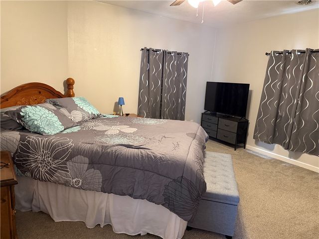 250 Kennedy Ave, East Vandergrift, PA 15642