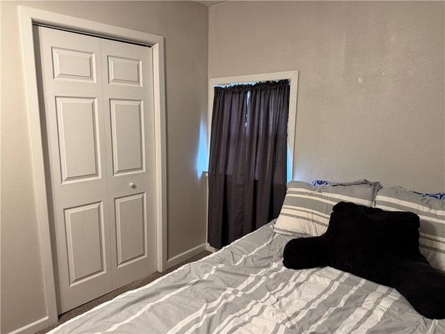 250 Kennedy Ave, East Vandergrift, PA 15642