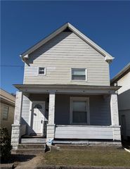 250 Kennedy Ave, East Vandergrift, PA 15642