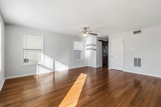 241 Ferndale Pass, Lexington, KY 40511