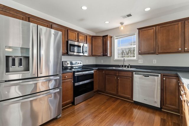 241 Ferndale Pass, Lexington, KY 40511