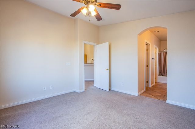 6717 Lookout Lodge Lane 1, North Las Vegas, NV 89084