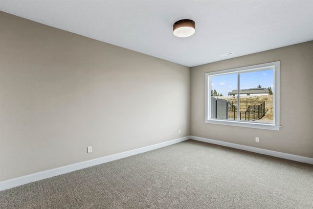3915 S Glendora Dr, Spokane, WA 99223