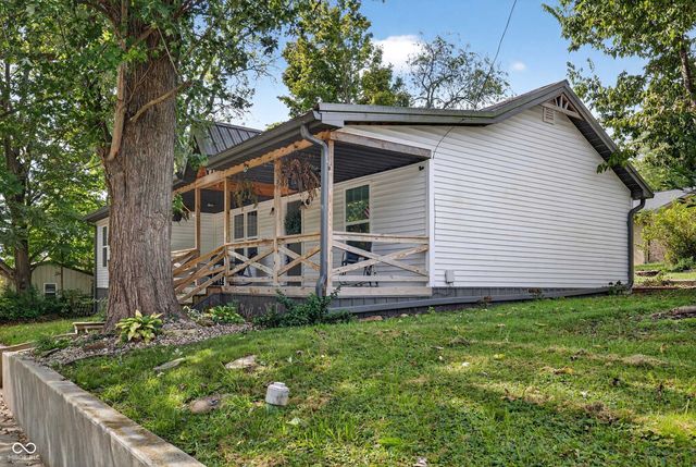 203 NE 1st Street, Paoli, IN 47454