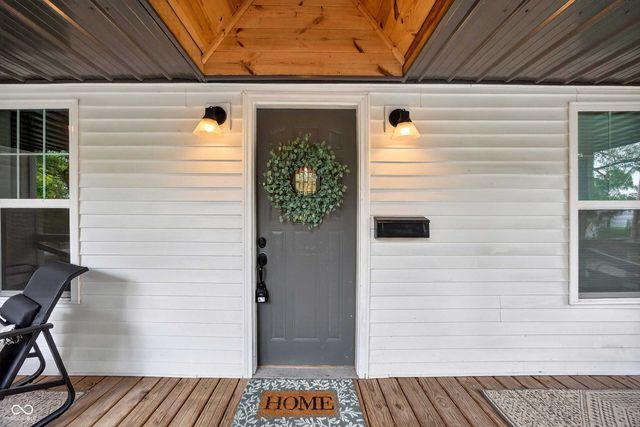 203 NE 1st Street, Paoli, IN 47454