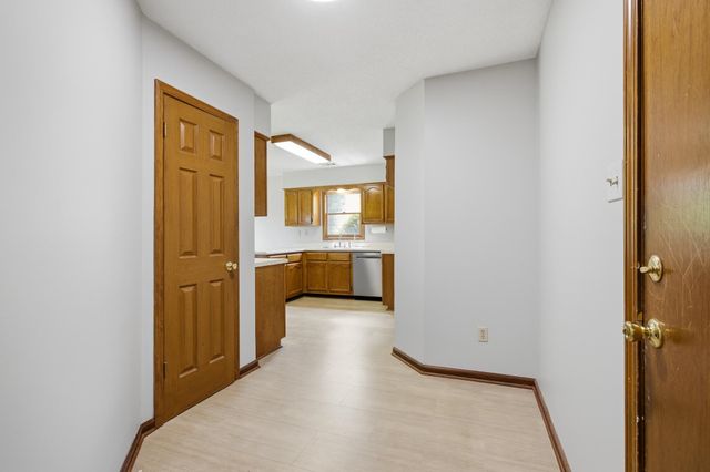884 WOOD KIRK CV, Memphis, TN 38018