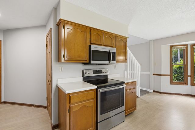 884 WOOD KIRK CV, Memphis, TN 38018