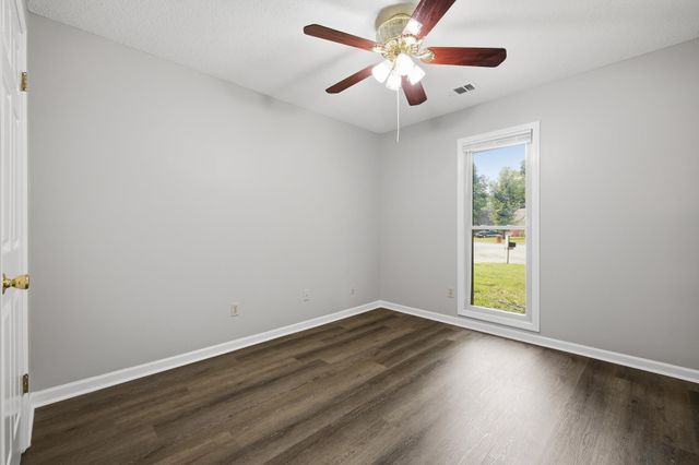 884 WOOD KIRK CV, Memphis, TN 38018