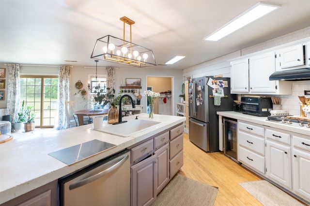 560 Phillips Rd 353, Poplar Grove, AR 72374