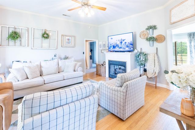 560 Phillips Rd 353, Poplar Grove, AR 72374
