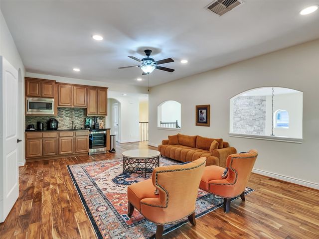 5227 Preserve Park Drive, Spring, TX 77389