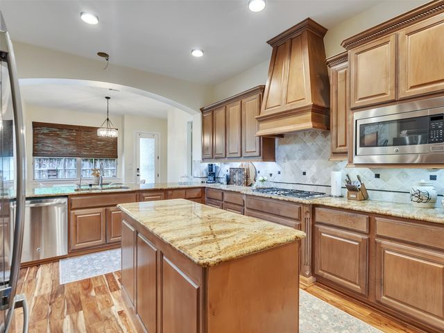 5227 Preserve Park Drive, Spring, TX 77389