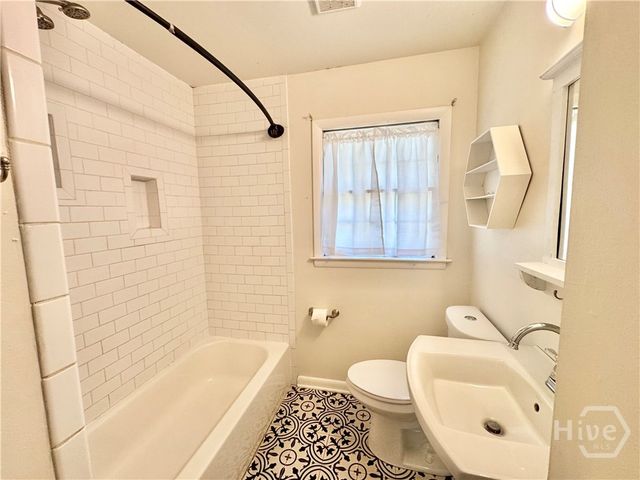 1714 E 60th Street, Savannah, GA 31404