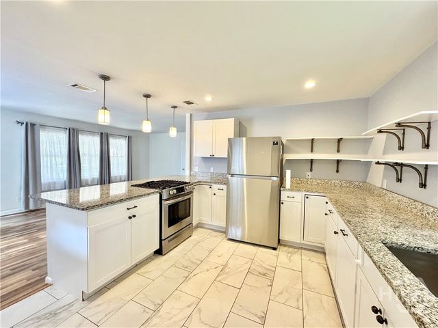 1714 E 60th Street, Savannah, GA 31404