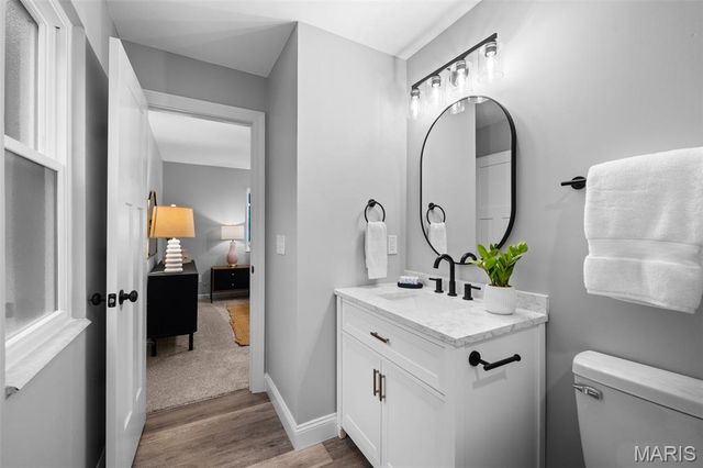 825 Windsor Gardens Court, St Louis, MO 63021