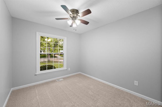 825 Windsor Gardens Court, St Louis, MO 63021