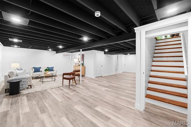 825 Windsor Gardens Court, St Louis, MO 63021
