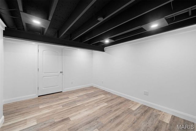 825 Windsor Gardens Court, St Louis, MO 63021