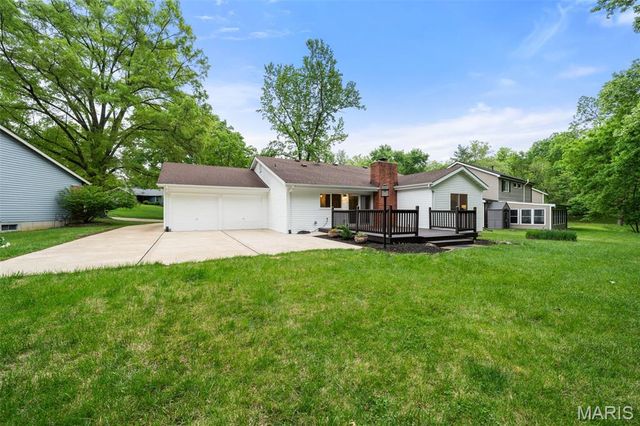 825 Windsor Gardens Court, St Louis, MO 63021