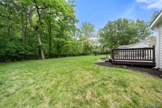 825 Windsor Gardens Court, St Louis, MO 63021