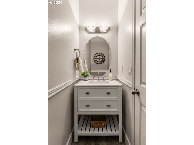 17106 Sw ROOSEVELT St, Sherwood, OR 97140