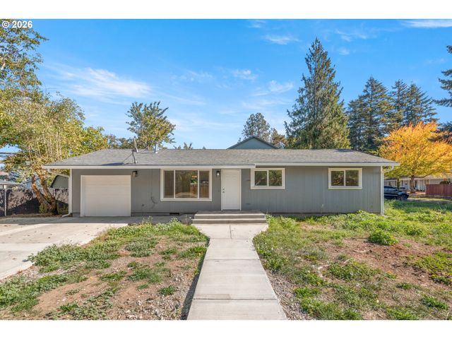 8120 Se 89TH Ave, Portland, OR 97266