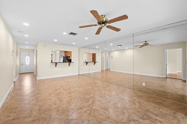 6673 Moonlit Drive, Delray Beach, FL 33446