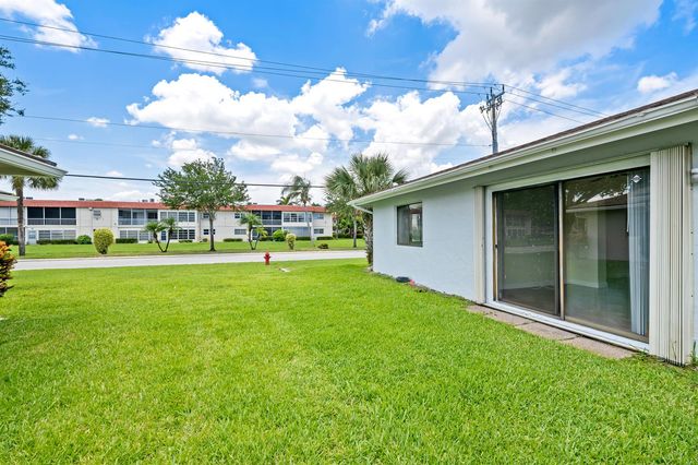 6673 Moonlit Drive, Delray Beach, FL 33446