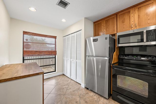 6673 Moonlit Drive, Delray Beach, FL 33446