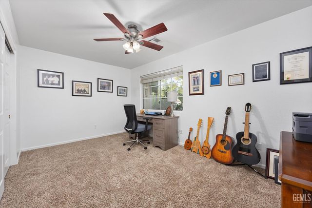 9003 Birch Creek Court, Bakersfield, CA 93312