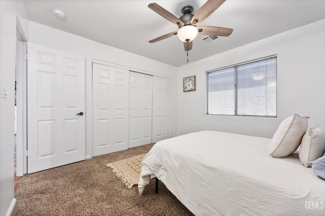 9003 Birch Creek Court, Bakersfield, CA 93312