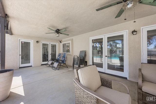 9003 Birch Creek Court, Bakersfield, CA 93312