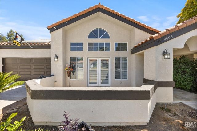 9003 Birch Creek Court, Bakersfield, CA 93312