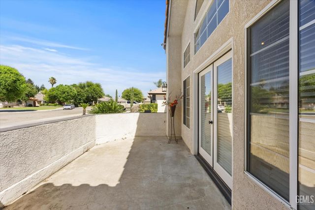 9003 Birch Creek Court, Bakersfield, CA 93312