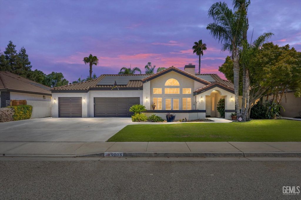 9003 Birch Creek Court, Bakersfield, CA 93312