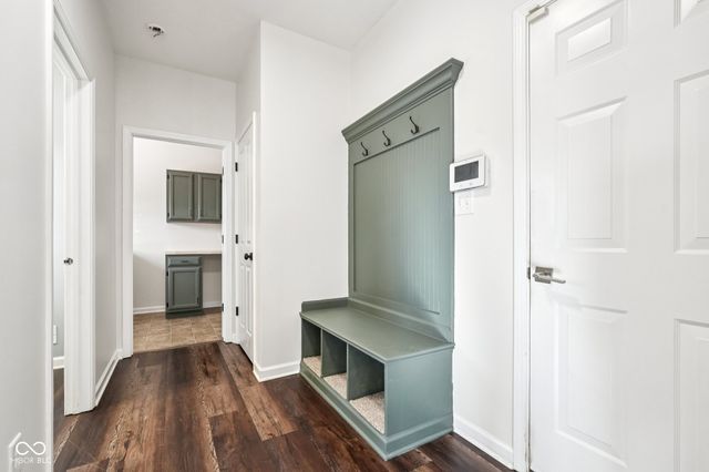 6121 Pine Bluff Drive, Avon, IN 46123