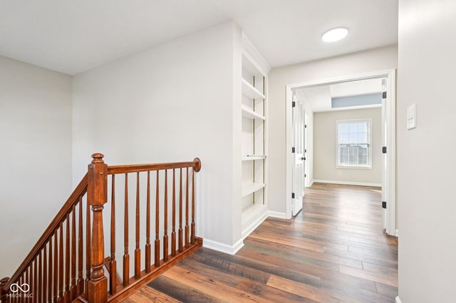 6121 Pine Bluff Drive, Avon, IN 46123