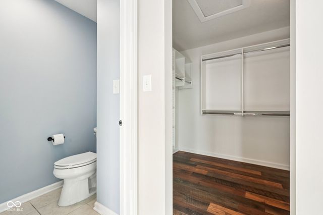 6121 Pine Bluff Drive, Avon, IN 46123