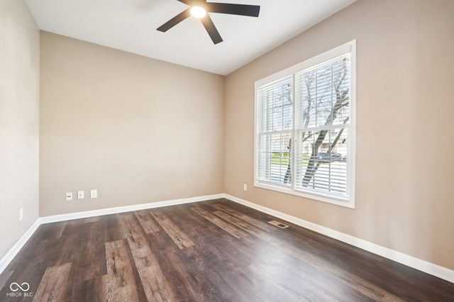 6121 Pine Bluff Drive, Avon, IN 46123