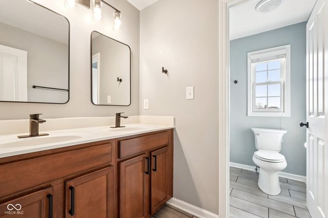 6121 Pine Bluff Drive, Avon, IN 46123