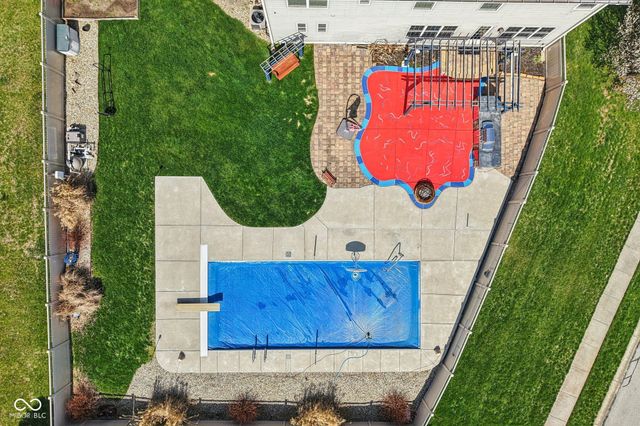 6121 Pine Bluff Drive, Avon, IN 46123