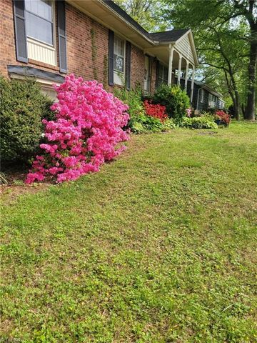 601 Longview Drive, Thomasville, NC 27360